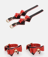 Leather hand cuffs set