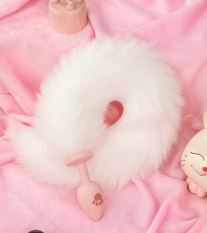 Fluffy cat tail silicone butt plug